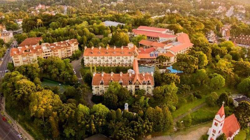 Wish Serrano Resort Gramado Luaran gambar Aerial view of the hotel
